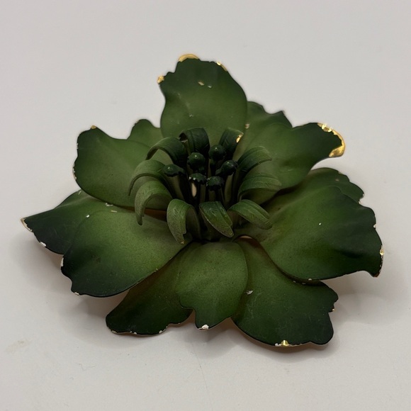 Vintage Jewelry - Vintage 1950’s Painted Green and Gold Floral Brooch Pin 2.75”